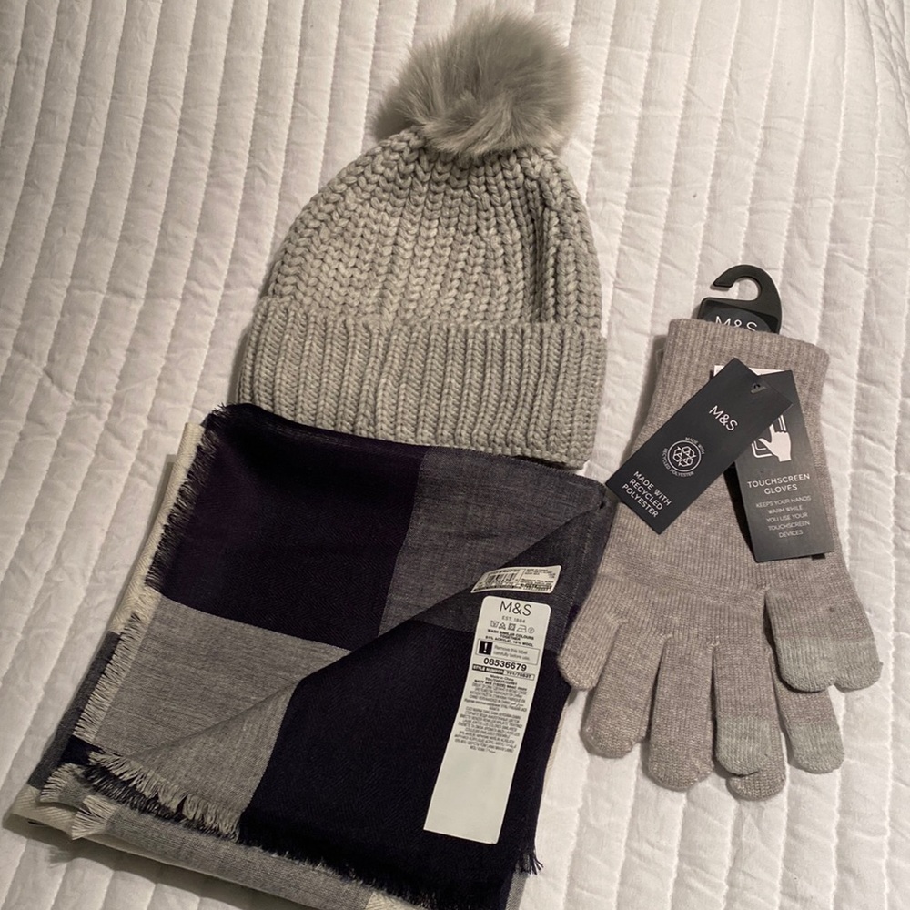 Hat, Gloves, scarf